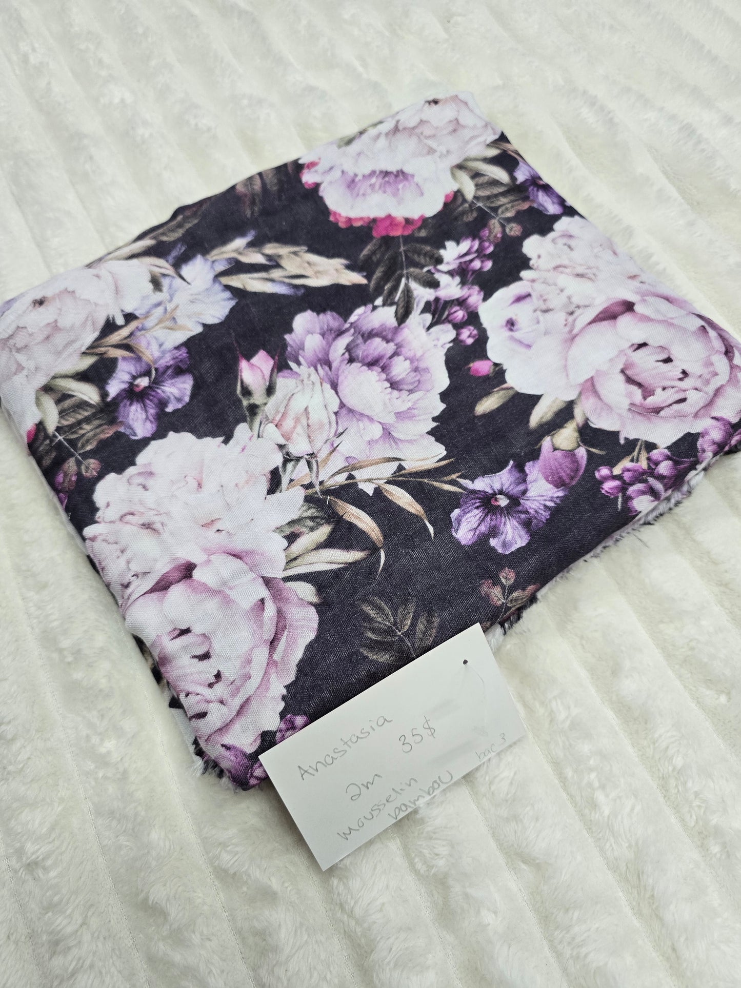 Anastasia, mousseline bambou